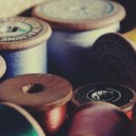 découvrez l'art de la broderie : techniques, inspirations et créations uniques pour sublimer vos textiles avec finesse et créativité.