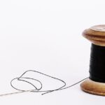 découvrez l'art de la broderie : techniques, conseils et inspirations pour sublimer vos créations textiles avec élégance et précision.