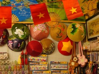 découvrez les bases de la broderie : techniques essentielles, matériaux indispensables et conseils pour débutants afin de créer de magnifiques ouvrages brodés.