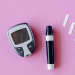 découvrez nos conseils pour prévenir la décoloration des couleurs en broderie et garder vos créations éclatantes plus longtemps.