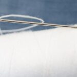 découvrez nos conseils pour une broderie précise et professionnelle, avec des techniques faciles à maîtriser pour un résultat impeccable.
