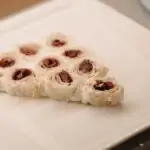 découvrez une présentation complète sur la broderie machine, ses techniques, ses outils et ses applications créatives pour tous niveaux.